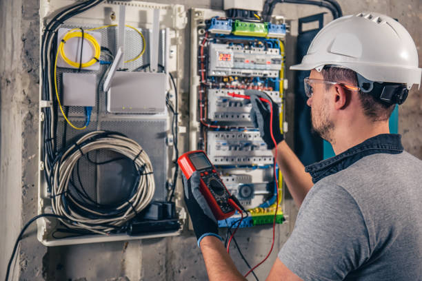 Best Affordable Electrician  in Town And Country, WA