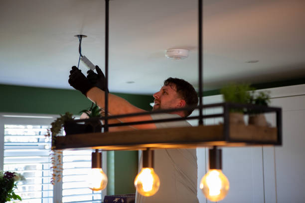 Best Licensed Electrician  in Town And Country, WA